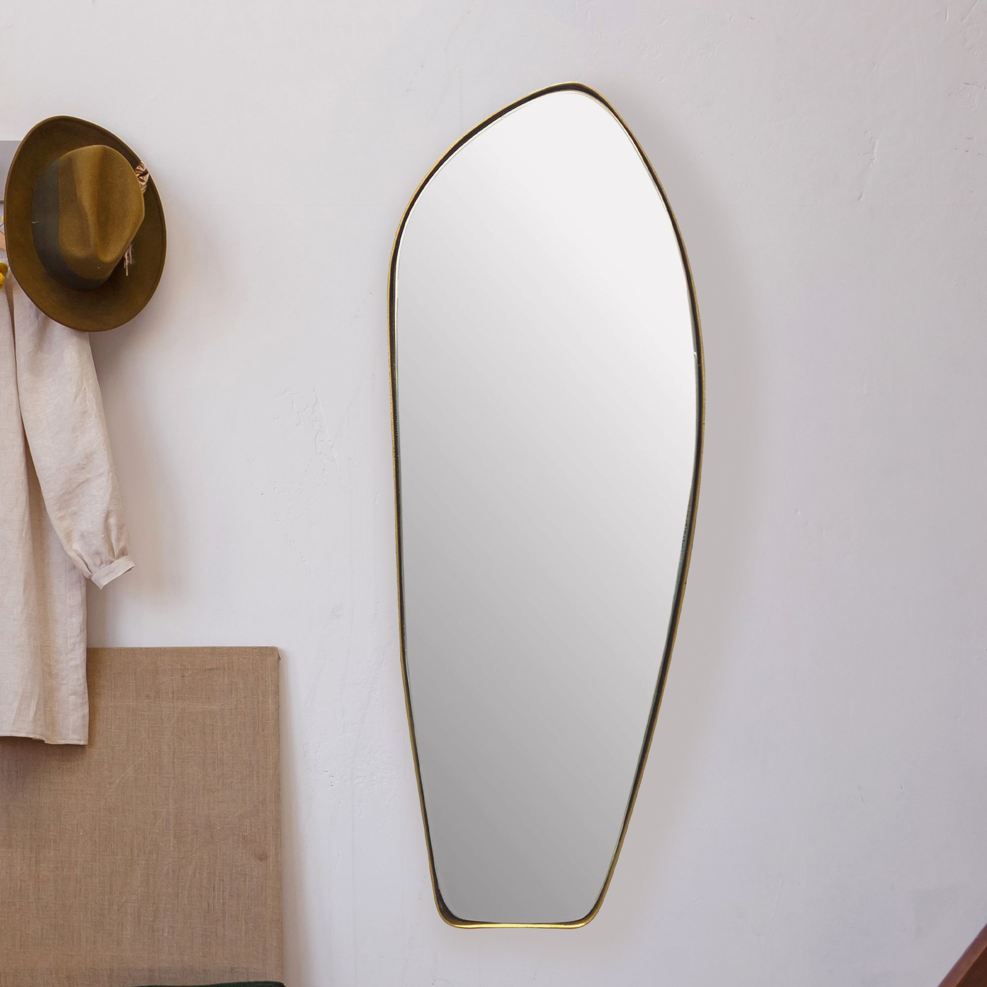 Asymmetrische Wandspiegel | Gouden Metalen Frame | 33x90 cm
